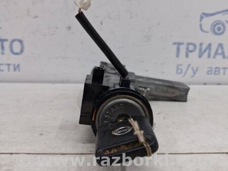 ФОТО Замок зажигания для Nissan Navara D40 Киев