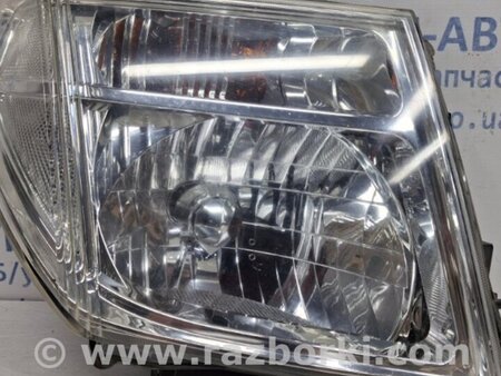 ФОТО Фара правая галоген для Nissan Navara D40 Киев