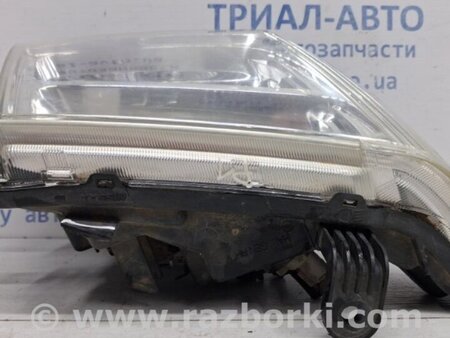 ФОТО Фара правая галоген для Nissan Navara D40 Киев