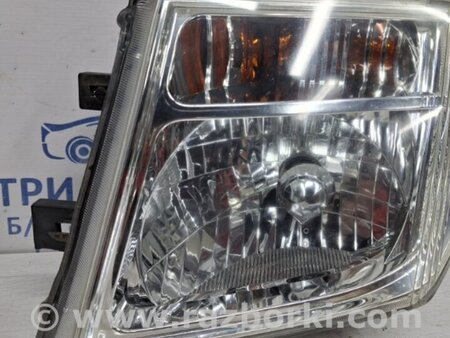 ФОТО Фара левая для Nissan Navara D40 Киев