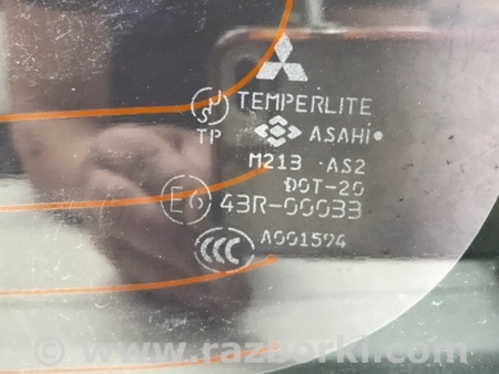 ФОТО Стекло в кузов заднее левое для Mitsubishi Pajero Wagon 3 Киев