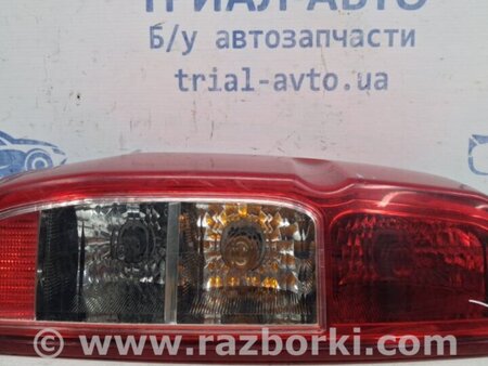 ФОТО Фонарь задний внешний левый для Nissan Navara D40 Киев