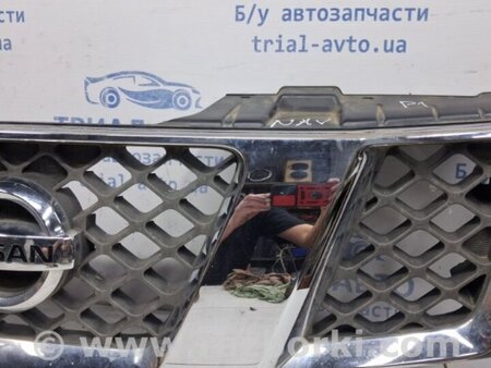 ФОТО Решетка радиатора для Nissan Navara D40 Киев