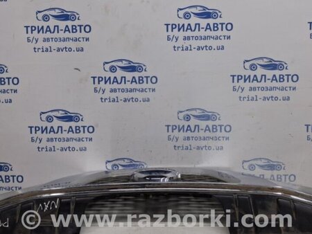 ФОТО Решетка радиатора для Nissan Navara D40 Киев