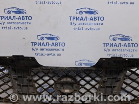 ФОТО Решетка радиатора для Nissan Navara D40 Киев