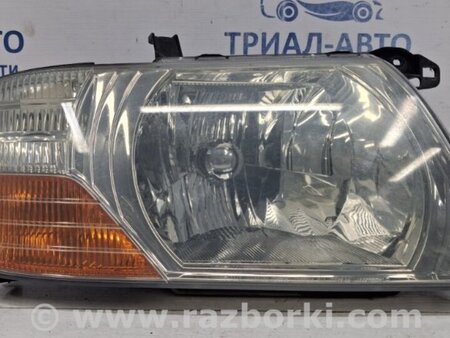 ФОТО Фара правая галоген для Mitsubishi Pajero Wagon 3 Киев