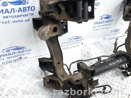 ФОТО Балка передней подвески для Mitsubishi Pajero Wagon 4 Киев