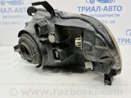 ФОТО Фара правая галоген для Mitsubishi Pajero Wagon 3 Киев