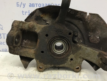 ФОТО Кулак поворотный левый со ступицей для KIA Sorento BL Киев