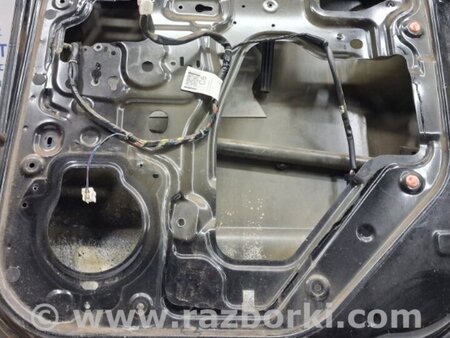 ФОТО Дверь задняя правая для Nissan Navara D40 Киев