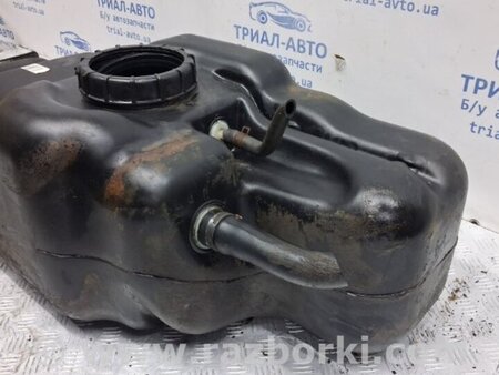 ФОТО Бак топливный пластик для Nissan Pathfinder R51 Киев