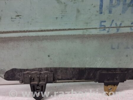 ФОТО Стекло двери переднее правое для Nissan Pathfinder R51 Киев