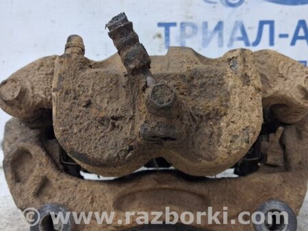 ФОТО Суппорт передний правый для Nissan Navara D40 Киев