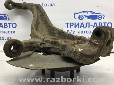 ФОТО Кулак поворотный правый со ступицей для Nissan Pathfinder R51 Киев