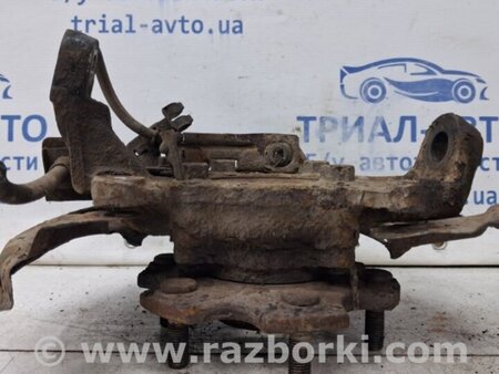 ФОТО Кулак поворотный правый со ступицей для Mitsubishi Pajero Wagon 3 Киев