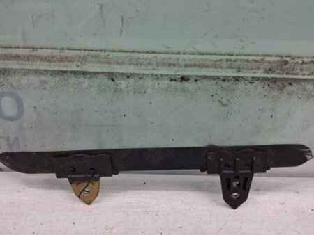 ФОТО Стекло двери переднее левое для Nissan Navara D40 Киев