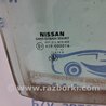 ФОТО Стекло двери переднее правое для Nissan Navara D40 Киев