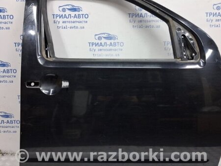 ФОТО Дверь передняя правая для Nissan Navara D40 Киев