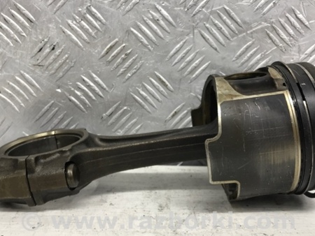 ФОТО Поршень с шатуном для Mitsubishi Pajero Wagon 4 Киев