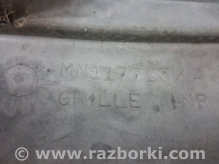 ФОТО Решетка радиатора для Mitsubishi Pajero Wagon 3 Киев