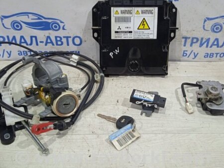 ФОТО Блок управления двигателем для Mitsubishi Pajero Wagon 4 Киев