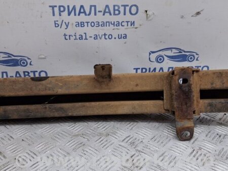 ФОТО Усилитель бампера передний для Nissan Navara D40 Киев