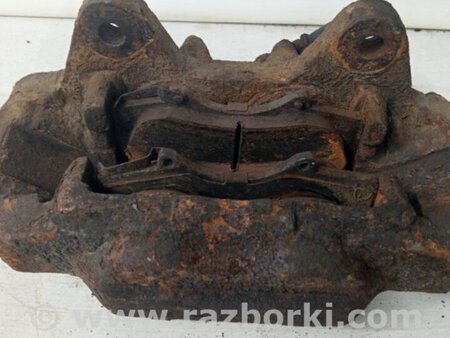 ФОТО Суппорт передний левый для Mitsubishi Pajero Wagon 4 Киев