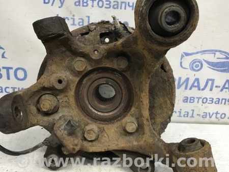 ФОТО Цапфа задняя правая со ступицей для Mitsubishi Pajero Wagon 4 Киев