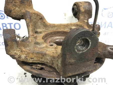 ФОТО Цапфа задняя правая со ступицей для Mitsubishi Pajero Wagon 4 Киев