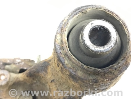 ФОТО Цапфа задняя правая со ступицей для Mitsubishi Pajero Wagon 4 Киев