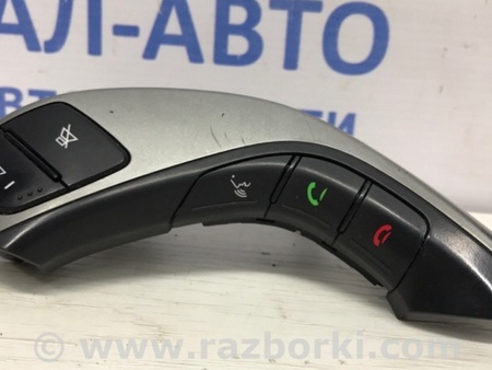 ФОТО Кнопки руля для Hyundai i30 GD Киев