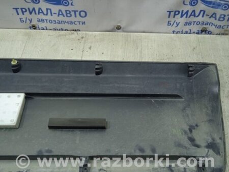 ФОТО Накладка двери для Mitsubishi Pajero Wagon 4 Киев