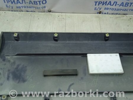 ФОТО Накладка двери для Mitsubishi Pajero Wagon 4 Киев