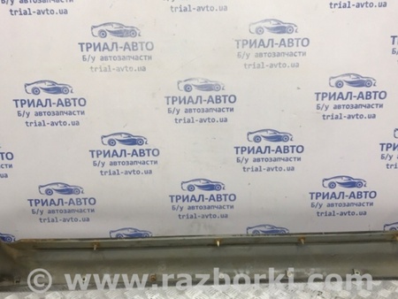 ФОТО Накладка порога внешняя правая для Mitsubishi Pajero Wagon 3 Киев