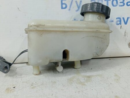 ФОТО Бачок главного тормозного цилиндра для KIA Sorento BL Киев