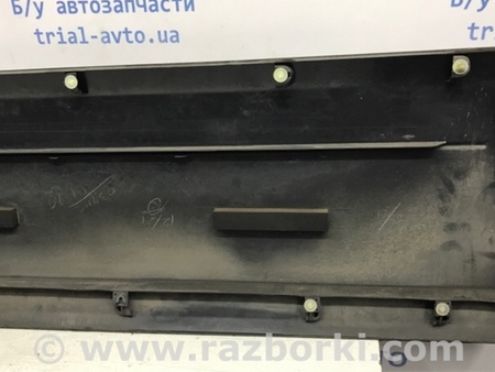 ФОТО Накладка двери для Mitsubishi Pajero Wagon 4 Киев