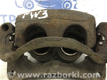 ФОТО Суппорт передний правый для Mitsubishi Pajero Wagon 3 Киев