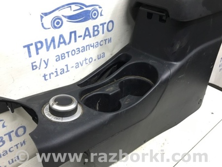 ФОТО Подлокотник для Mitsubishi Outlander XL Киев