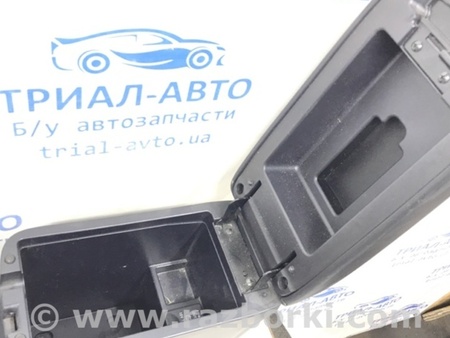 ФОТО Подлокотник для Mitsubishi Outlander XL Киев