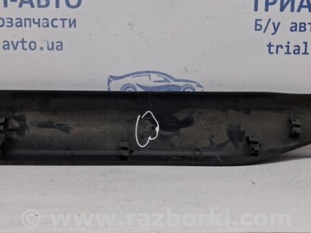 ФОТО Накладка двери для Nissan X-Trail T31 (2007-2014) Киев