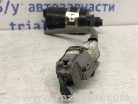 ФОТО Насос омывателя фар для Mitsubishi Pajero Wagon 4 Киев