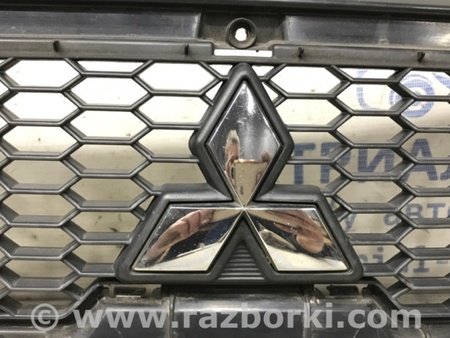 ФОТО Решетка радиатора Рестайлинг для Mitsubishi Outlander XL Київ