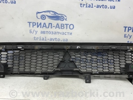 ФОТО Решетка радиатора Рестайлинг для Mitsubishi Outlander XL Київ