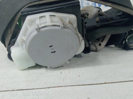 ФОТО Ремень безопасности передний правый для Mitsubishi Pajero Wagon 4 Киев