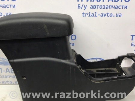 ФОТО Подлокотник для Mitsubishi Outlander XL Київ