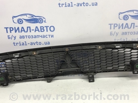 ФОТО Решетка радиатора Рестайлинг для Mitsubishi Outlander XL Київ