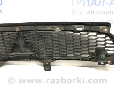 ФОТО Решетка радиатора Рестайлинг для Mitsubishi Outlander XL Київ
