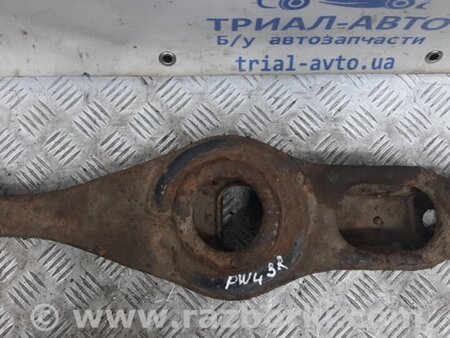 ФОТО Рычаг задней подвески нижний поперечный (под пружину) для Mitsubishi Pajero Wagon 4 Киев