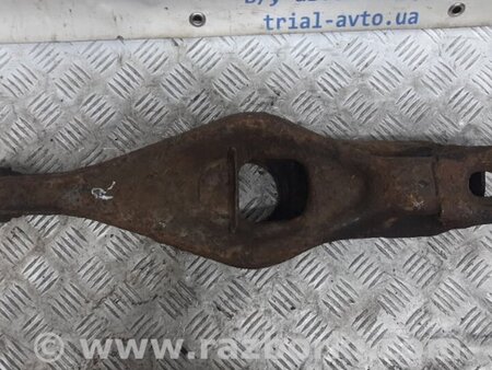 ФОТО Рычаг задней подвески нижний поперечный (под пружину) для Mitsubishi Pajero Wagon 4 Киев