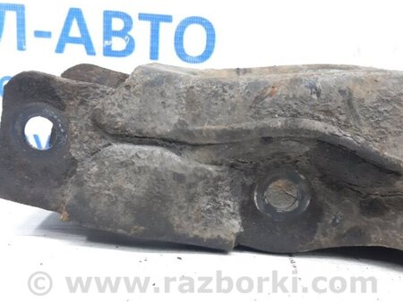 ФОТО Рычаг задней подвески нижний поперечный (под пружину) для Mitsubishi Pajero Wagon 4 Киев